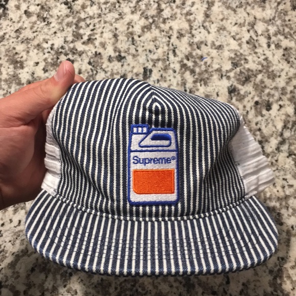 SUPREME Jug 5-panel mesh back Hat - Picture 1 of 7
